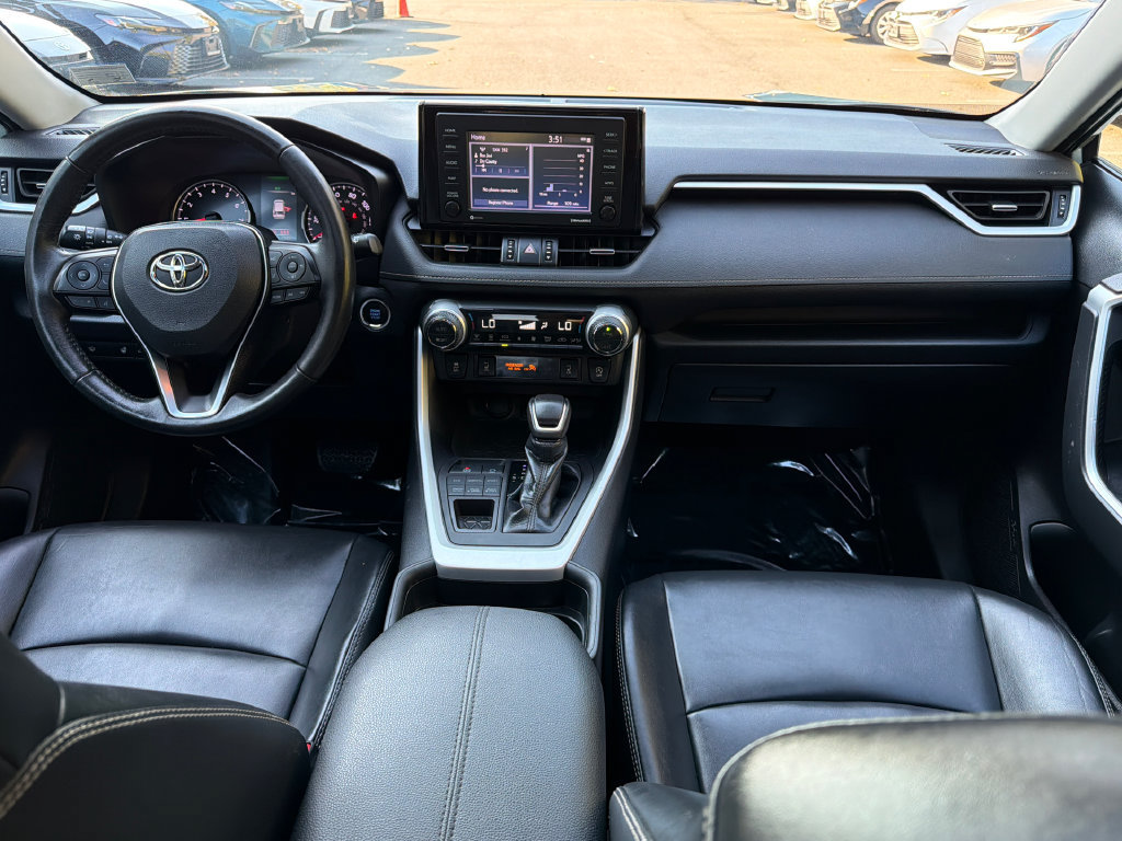 Used 2020 Toyota RAV4 XLE Premium AWD/4WD image 16