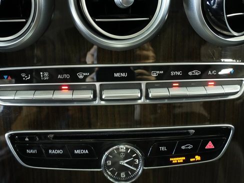 Used 2016 Mercedes-Benz C 300 4MATIC Sedan image 31