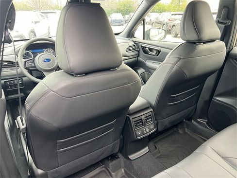 New 2025 Subaru Forester Touring image 31