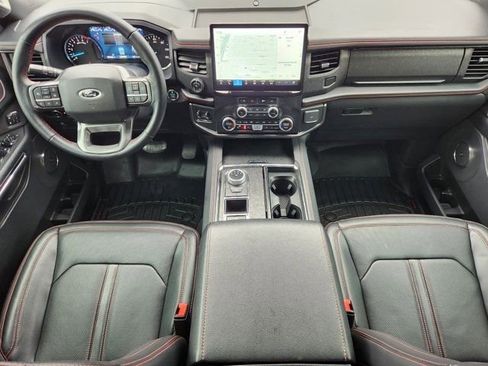 Used 2023 Ford Expedition Limited image 29
