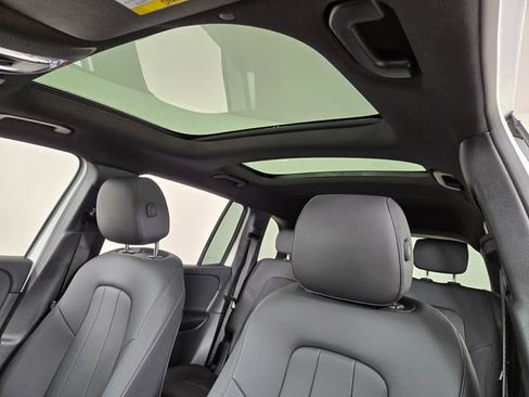 Certified 2023 Mercedes-Benz GLB 250 4MATIC image 14