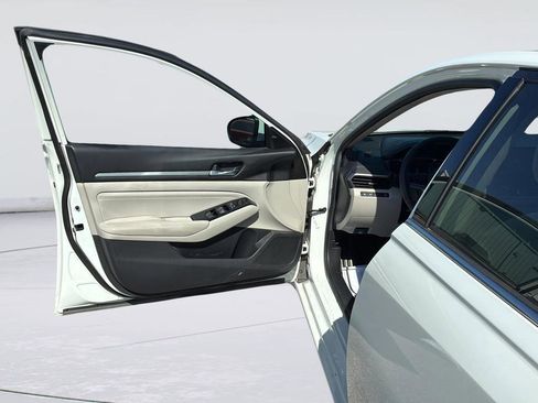 Used 2020 Nissan Altima 2.5 SV image 20