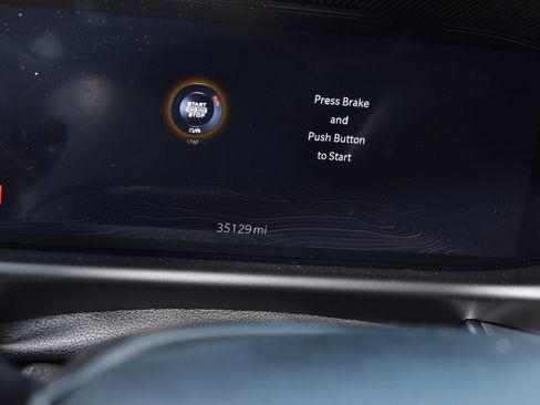 Used 2024 Jeep Wagoneer Series II w/ Convenience Group I image 8