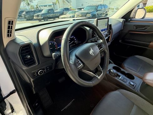 Used 2022 Ford Bronco Sport Outer Banks AWD/4WD image 10