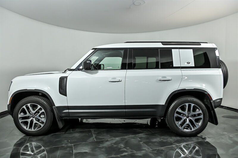 Used 2020 Land Rover Defender 110 HSE AWD/4WD image 6