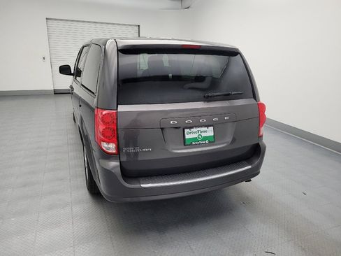 Used 2017 Dodge Grand Caravan SE w/ Power Window Group FWD image 6