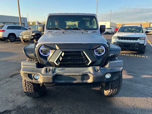 Used 2021 Jeep Wrangler Unlimited Sport AWD/4WD image 6