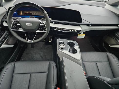 New 2026 Cadillac Optiq Luxury 2 AWD/4WD image 28