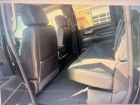 Used 2024 GMC Sierra 2500 Denali w/ Denali Reserve Package AWD/4WD image 8