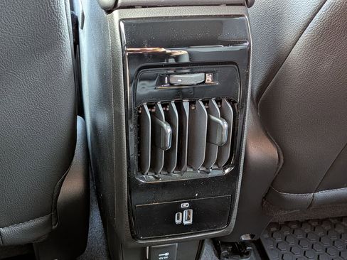 New 2026 Jeep Compass Latitude image 26