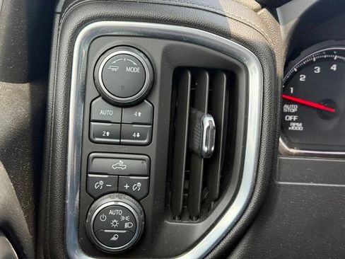 Used 2021 Chevrolet Silverado 1500 LT AWD/4WD image 7