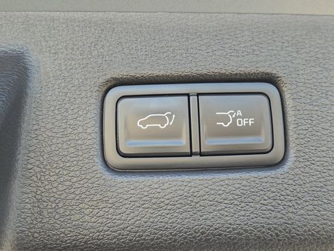 Used 2024 Kia Telluride SX image 24