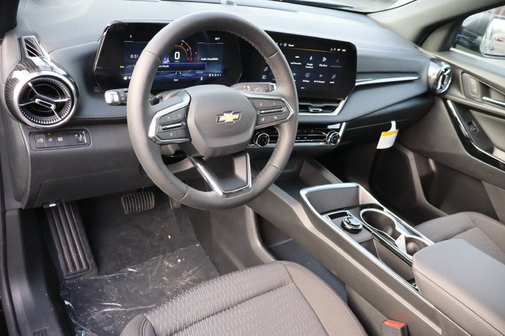 New 2027 Chevrolet Equinox LT FWD image 6