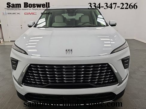 New 2026 Buick Enclave Avenir w/ Super Cruise Package FWD image 3