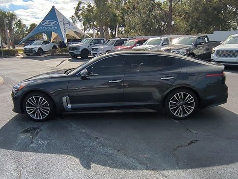 Used 2019 Kia Stinger Premium image 8