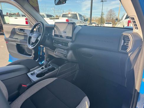 Used 2025 Ford Bronco Sport Big Bend image 33