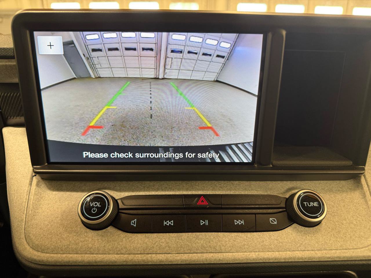Used 2022 Ford Maverick XLT FWD image 17