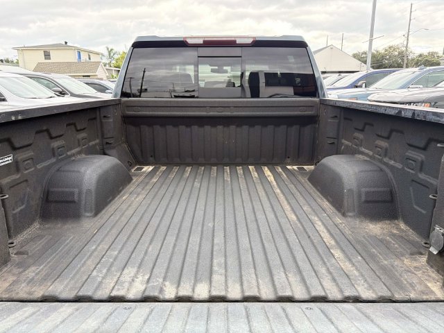 Used 2020 Chevrolet Silverado 1500 RST w/ Texas Edition AWD/4WD image 10