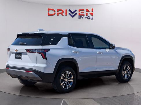 New 2026 Chevrolet Equinox LT w/ Safety and Technology Package image 5