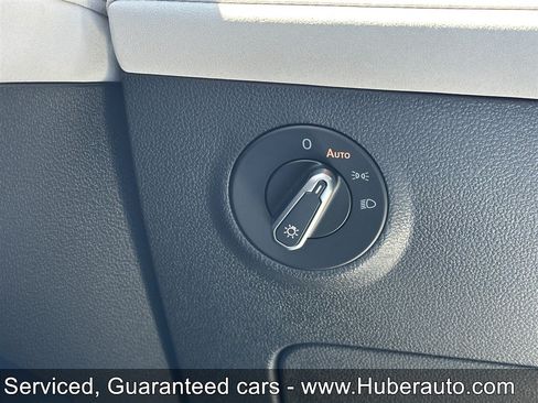 Used 2026 Volkswagen Taos SE AWD/4WD image 22
