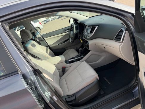 Used 2016 Hyundai Tucson SE w/ Option Group 02 image 11
