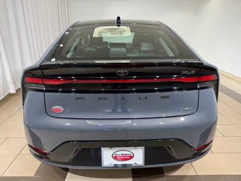 Used 2024 Toyota Prius XLE image 4