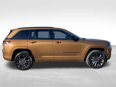 New 2026 Jeep Grand Cherokee Limited image 8