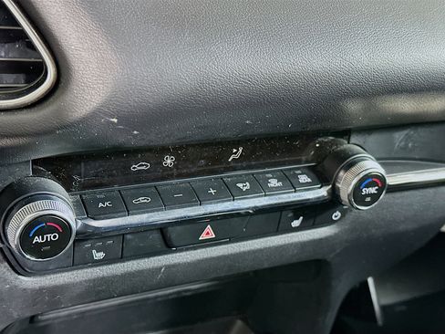 Used 2024 MAZDA CX-30 AWD 2.5 S w/ Premium Package image 24