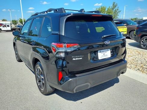 Used 2025 Subaru Forester Limited w/ Popular Package #2 AWD/4WD image 7