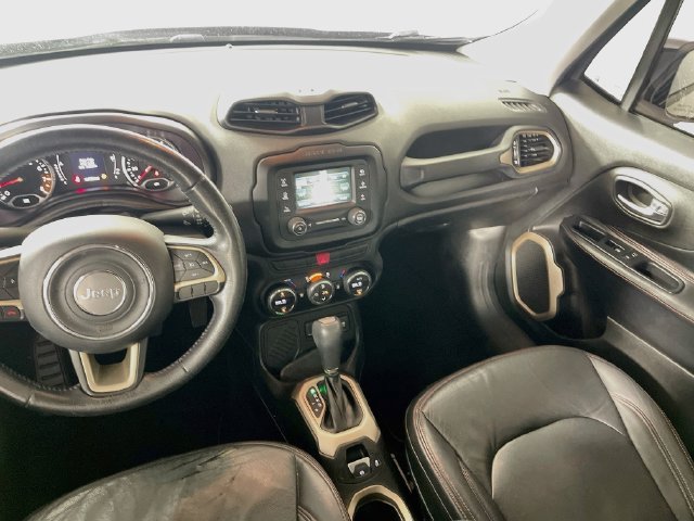 Used 2015 Jeep Renegade Latitude w/ Popular Equipment Group FWD image 23