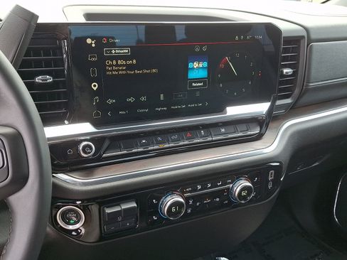 Used 2025 GMC Sierra 1500 SLT AWD/4WD image 19