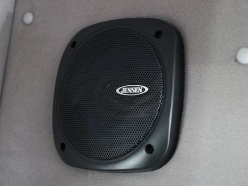 Used 2012 Ford E-450 and Econoline 450 Super Duty w/ Shuttle Bus Prep Pkg image 19