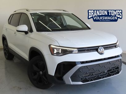 New 2025 Volkswagen Taos SE