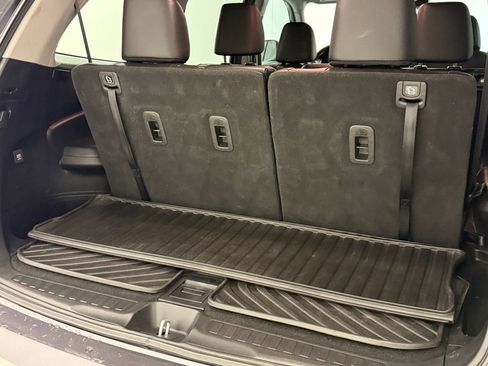 Used 2022 Honda Pilot Special Edition image 12