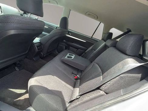 Used 2012 Subaru Outback 2.5i Premium w/ All-Weather Pkg AWD/4WD image 14