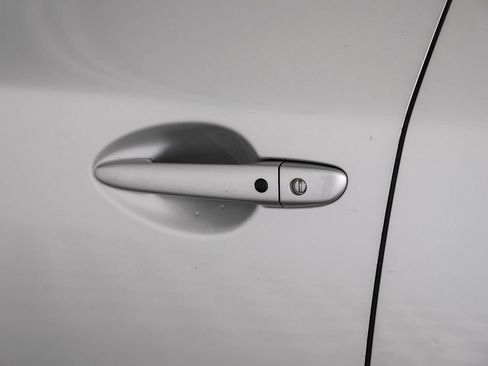 Used 2020 MAZDA CX-5 Touring image 41