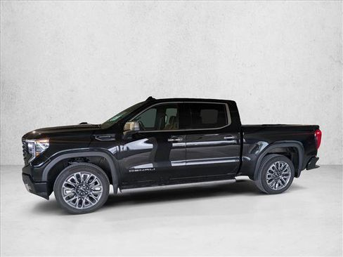 Used 2025 GMC Sierra 1500 Denali Ultimate image 8