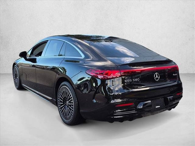 Used 2022 Mercedes-Benz EQS 580 4MATIC Sedan image 7