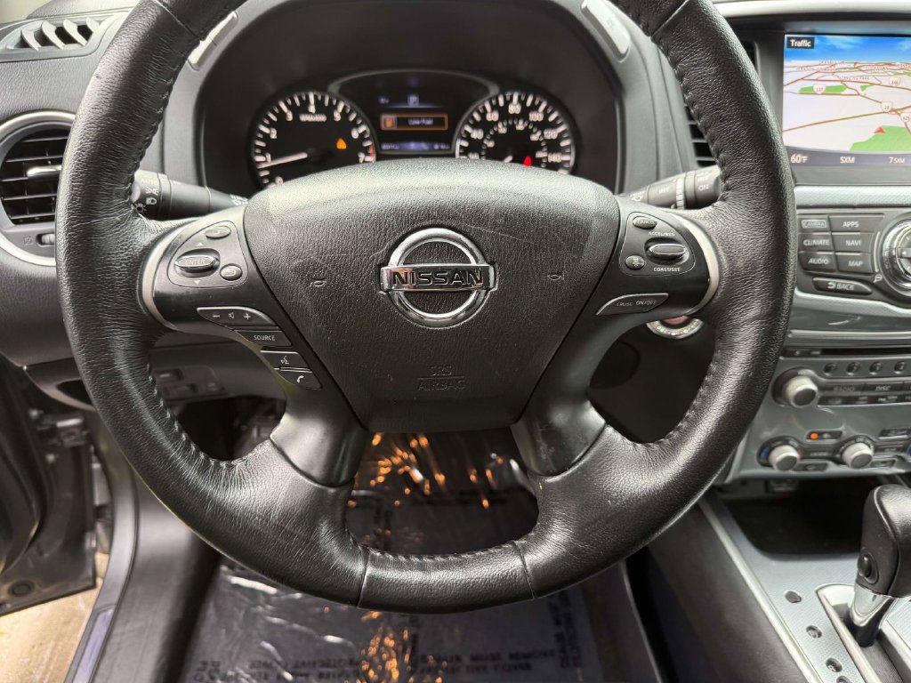 Used 2020 Nissan Pathfinder SL FWD image 20