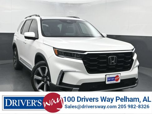 Used 2024 Honda Pilot Elite image 1