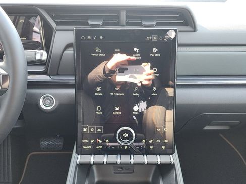 New 2026 GMC Terrain AT4 w/ Convenience Package III image 28