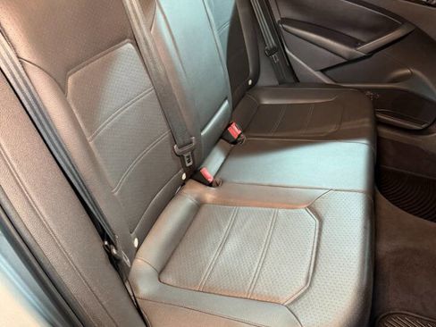 Used 2012 Volkswagen Passat 2.5 SE image 18
