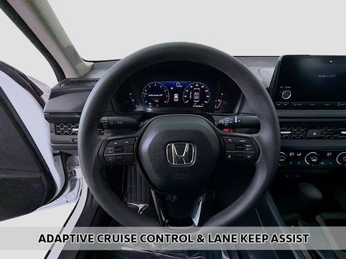 Used 2024 Honda Accord EX image 4