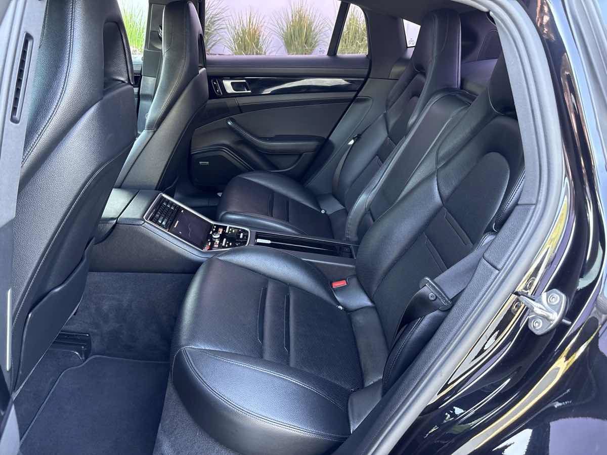 Used 2018 Porsche Panamera 4 AWD/4WD image 12