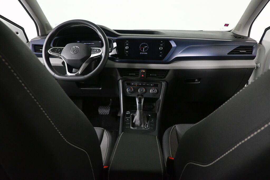 Used 2022 Volkswagen Taos SE FWD image 16