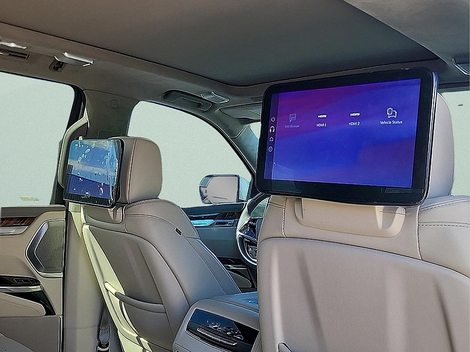 Certified 2025 Cadillac Escalade Sport Platinum AWD/4WD image 12