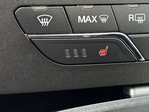 Used 2017 Ford Edge SEL w/ Equipment Group 201A AWD/4WD image 23