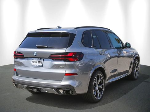 New 2026 BMW X5 xDrive50e w/ M Sport Package AWD/4WD image 6