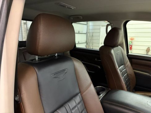 Used 2017 Nissan Titan Platinum Reserve AWD/4WD image 20