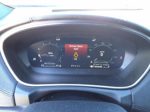 Used 2020 Lincoln Nautilus Reserve w/ Equipment Group 201A image 9